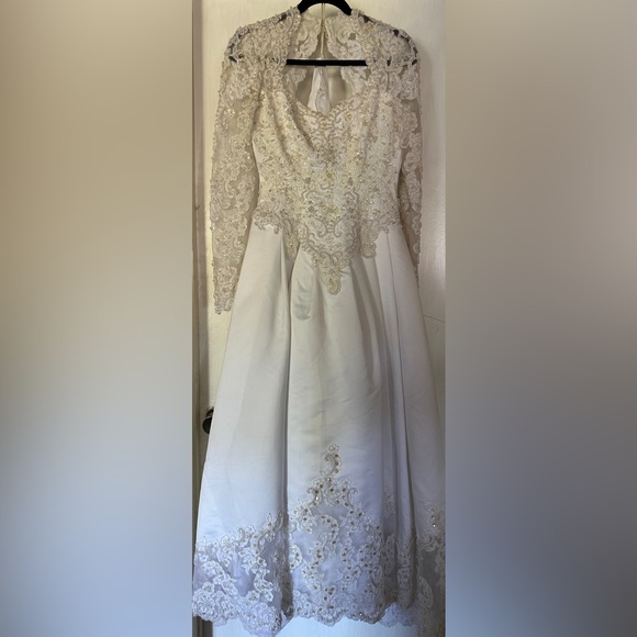 Forever Yours Elegant Wedding Dress - Picture 1 of 10